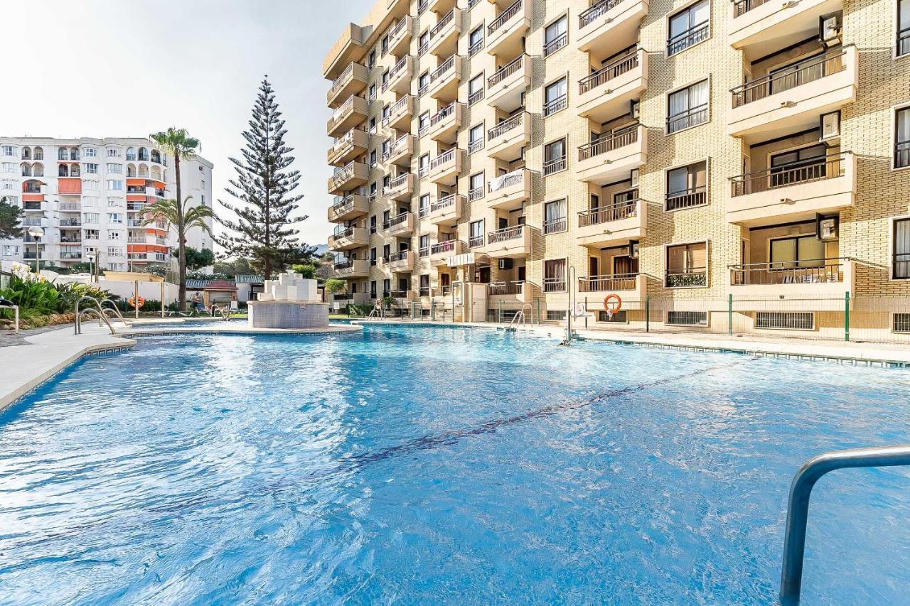 76-Lovely Beach Front Apartment In Фуeнхирола Екстериор снимка