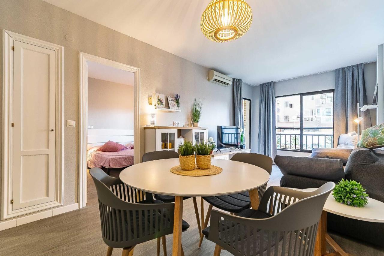 76-Lovely Beach Front Apartment In Фуeнхирола Екстериор снимка